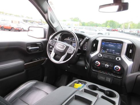 Used 2020 GMC Sierra 1500 Elevation w/ Elevation Value Package AWD/4WD image 23