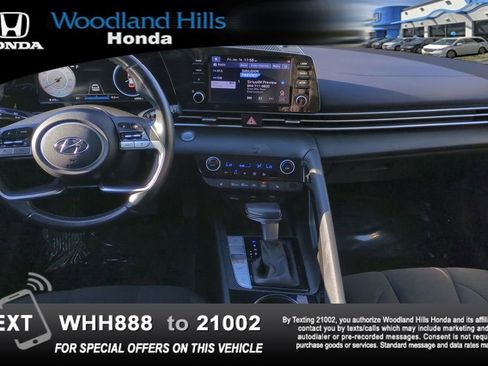 Used 2022 Hyundai Elantra SEL w/ Convenience + Premium Package image 20