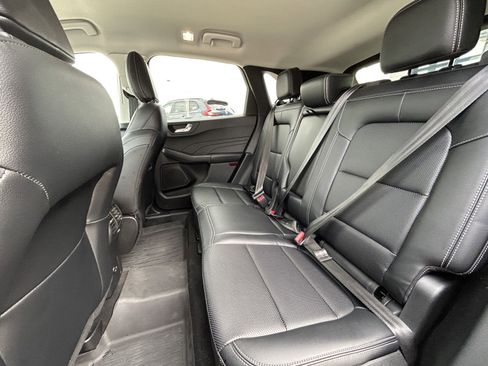 Used 2021 Ford Escape SEL image 13