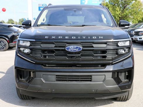 New 2026 Ford Expedition Active AWD/4WD image 2