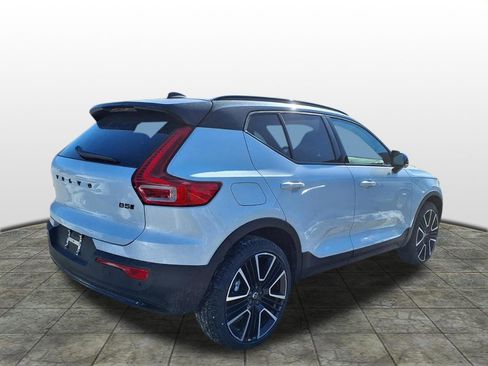 New 2026 Volvo XC40 B5 Ultra w/ Protection Package Premier image 3