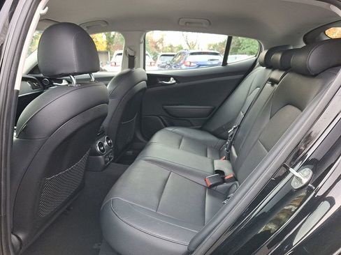 Used 2018 Kia Stinger image 9