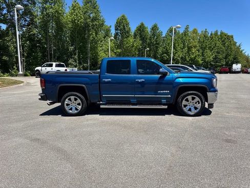 Used 2018 GMC Sierra 1500 SLT AWD/4WD image 3