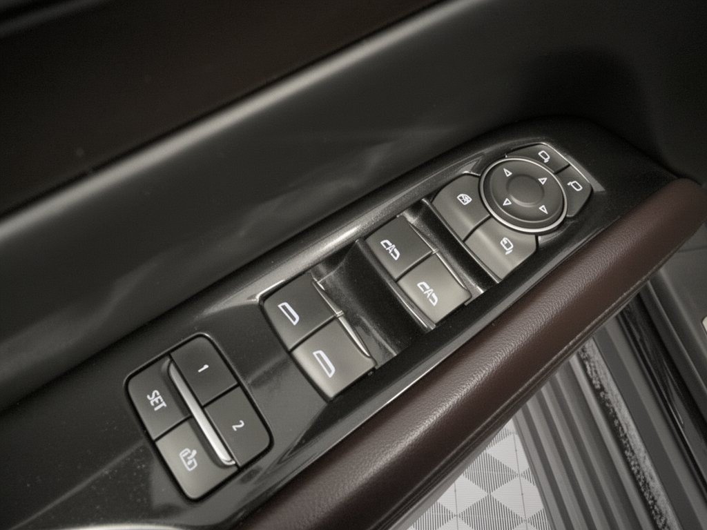 Used 2023 Cadillac Escalade ESV Premium Luxury Platinum w/ LPO, Radiant Package AWD/4WD image 15