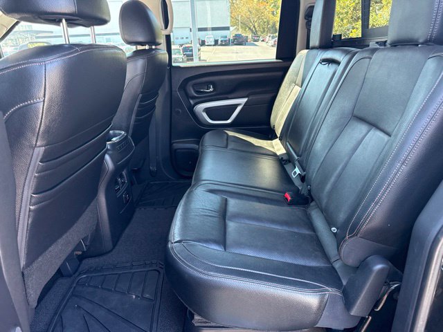Used 2018 Nissan Titan SL w/ Chrome Package AWD/4WD image 15