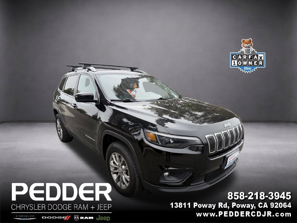 Used 2020 Jeep Cherokee Latitude Plus w/ Cold Weather Group AWD/4WD image 1