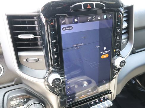 Used 2024 RAM 2500 Big Horn w/ Night Edition AWD/4WD image 32
