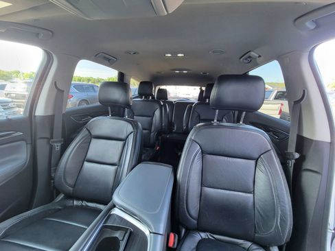 Used 2018 Buick Enclave FWD image 16