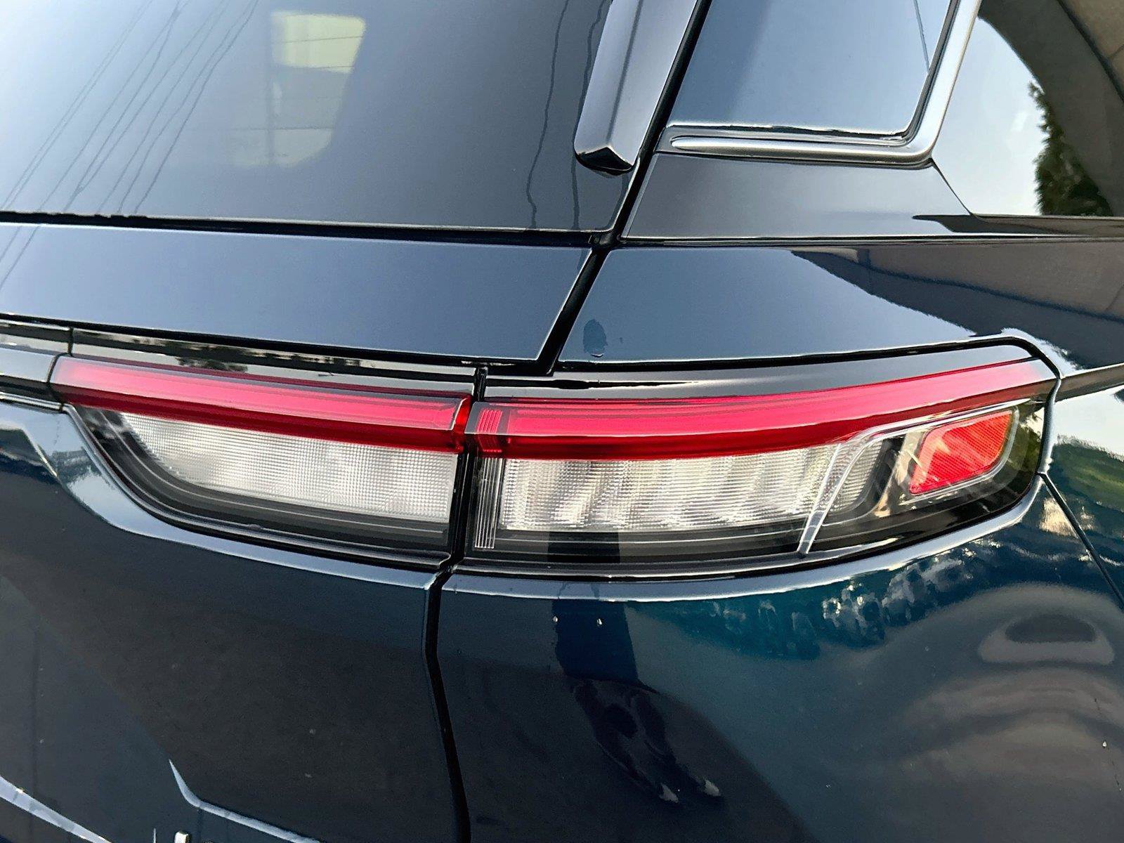 New 2027 Jeep Grand Cherokee Limited AWD/4WD image 12