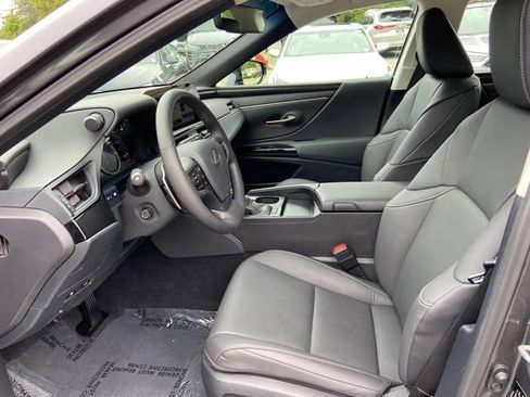 Certified 2025 Lexus ES 350 w/ Premium Package FWD image 23