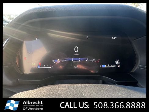 New 2025 Jeep Grand Cherokee Limited w/ Trailer Tow Package image 22