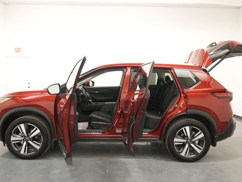 Used 2023 Nissan Rogue SL w/ SL Premium Package AWD/4WD image 28
