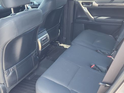 Certified 2021 Lexus GX 460 Premium w/ Premium Package AWD/4WD image 17