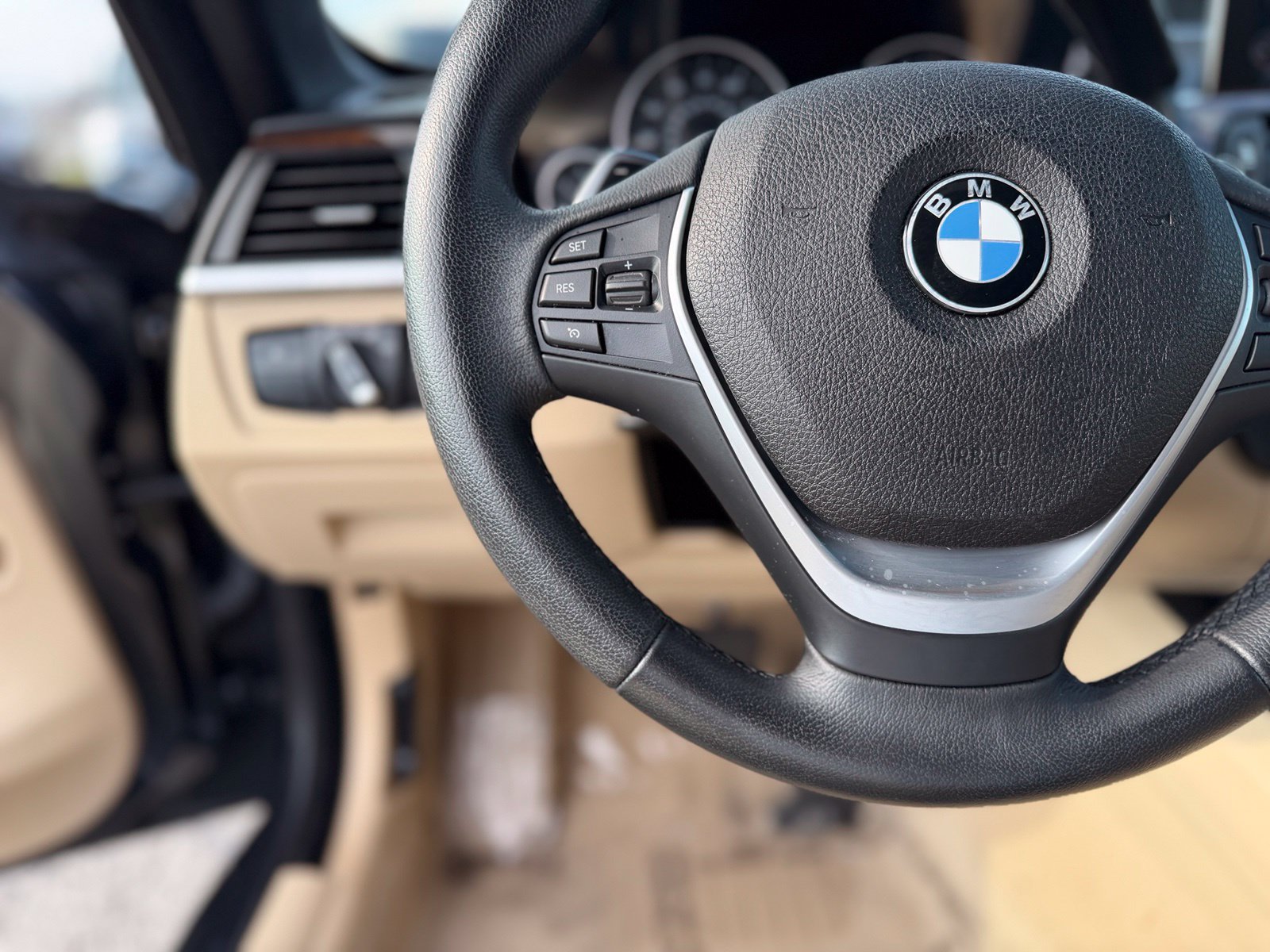 Used 2015 BMW 428i Convertible RWD image 18