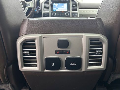 Used 2017 Ford F250 King Ranch w/ King Ranch Ultimate Package AWD/4WD image 25