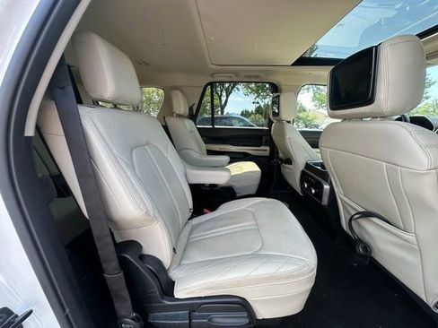 Used 2021 Ford Expedition Max Platinum AWD/4WD image 31
