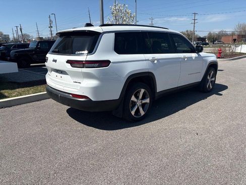 Used 2022 Jeep Grand Cherokee L Limited image 3