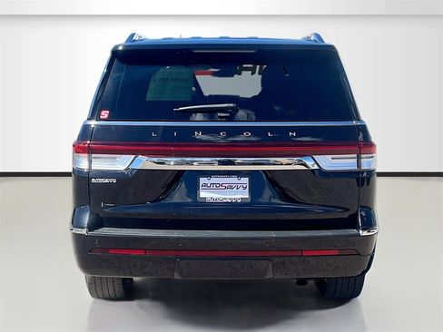 Used 2023 Lincoln Navigator L Reserve image 6
