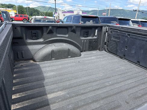 Used 2025 Ford F150 XLT w/ Equipment Group 302A MID AWD/4WD image 12
