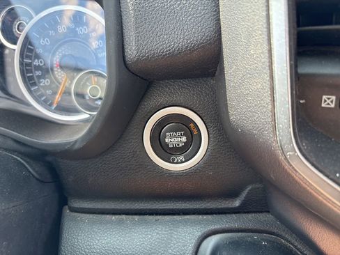 Used 2019 RAM 2500 Big Horn image 24