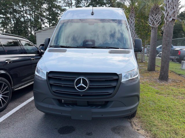 Used 2026 Mercedes-Benz Sprinter 2500 image 3