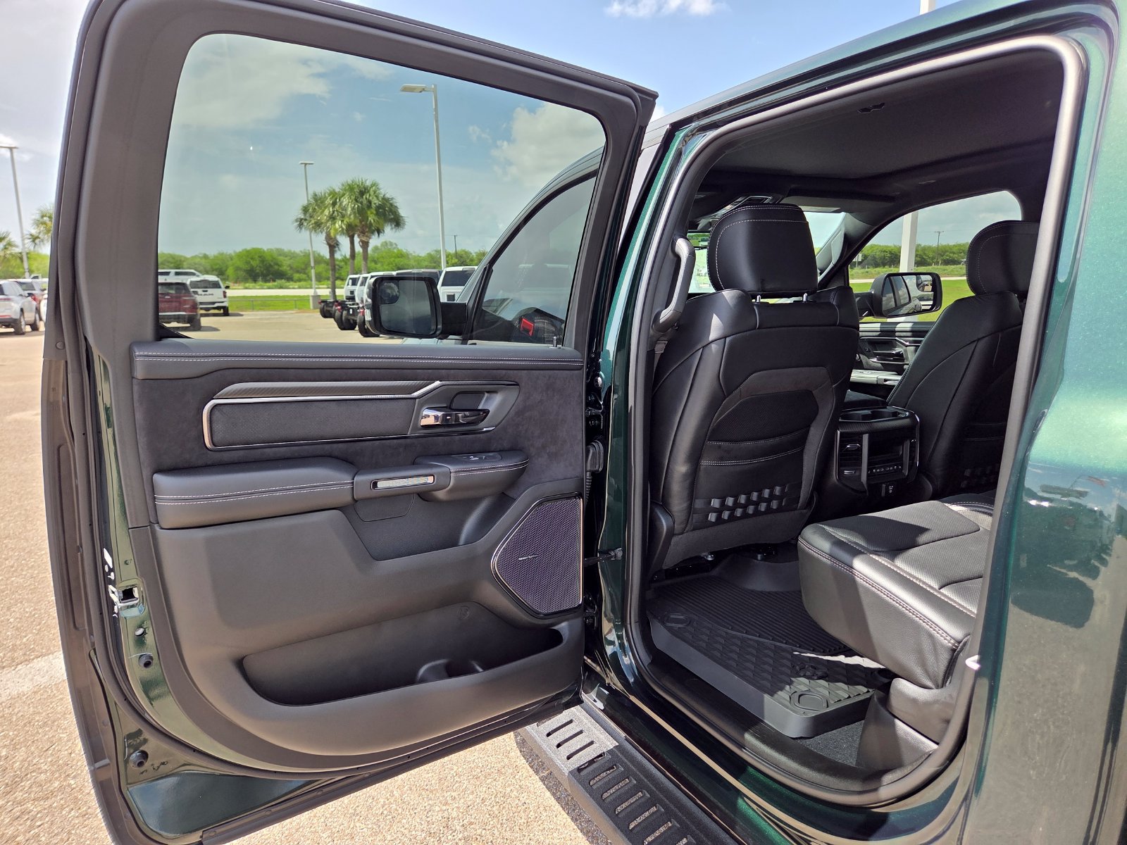 New 2026 RAM 1500 RHO w/ RHO Level 1 Equipment Group AWD/4WD image 15