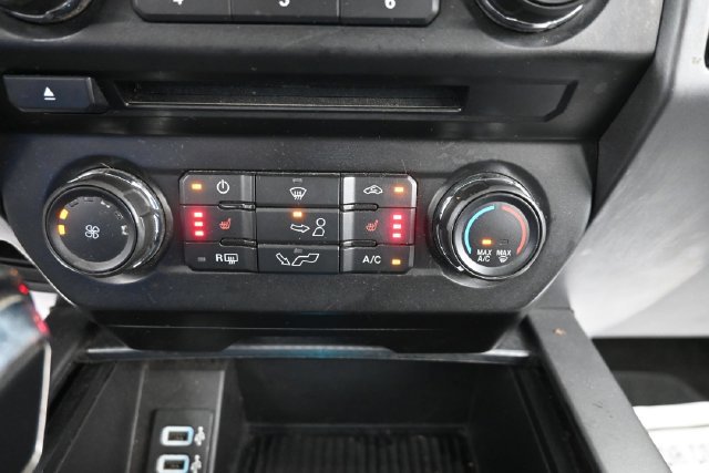 Used 2018 Ford F150 XLT w/ Equipment Group 302A Luxury AWD/4WD image 14