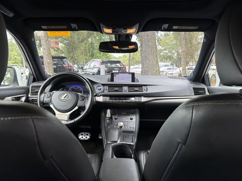 Used 2015 Lexus CT 200h w/ Navigation Package FWD image 37