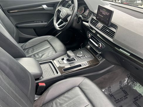 Used 2020 Audi Q5 2.0T Premium w/ Convenience Package image 15