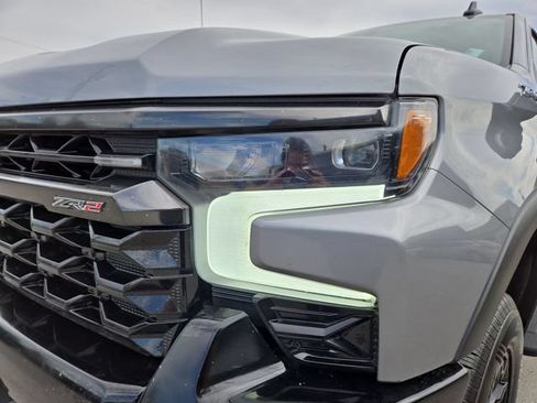 Used 2024 Chevrolet Silverado 1500 ZR2 w/ Technology Package AWD/4WD image 6