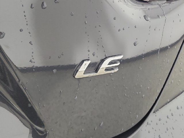 Used 2025 Toyota Corolla LE FWD image 9