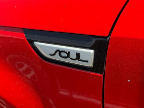 Used 2019 Kia Soul FWD image 8