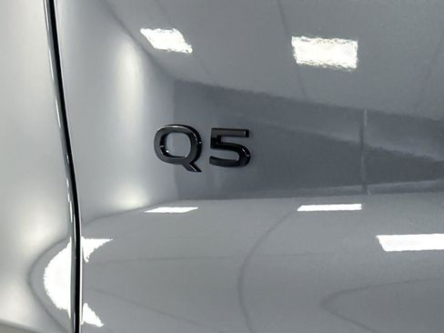 New 2025 Audi Q5 Premium Plus image 26