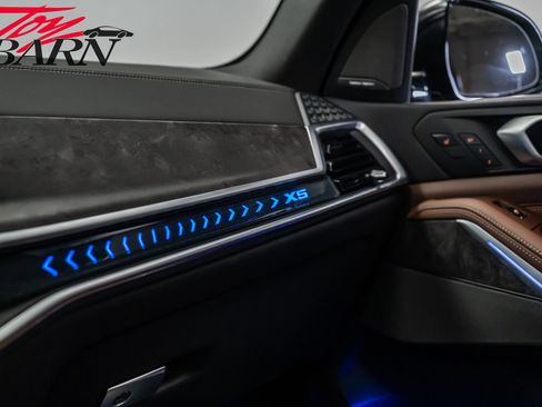 Used 2024 BMW X5 xDrive40i w/ M Sport Package image 44