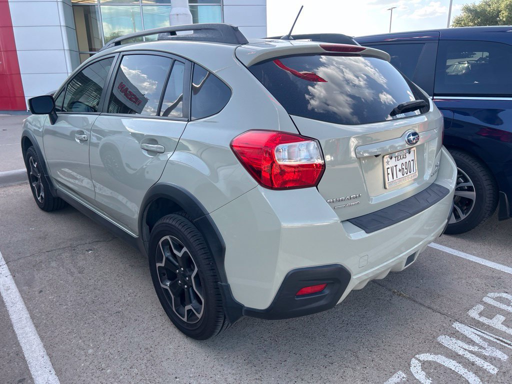 Used 2015 Subaru Crosstrek 2.0i Premium w/ Moonroof Package AWD/4WD image 4