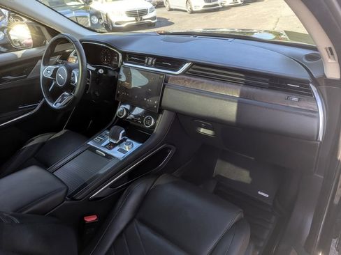 Used 2023 Jaguar F-PACE S AWD/4WD image 29