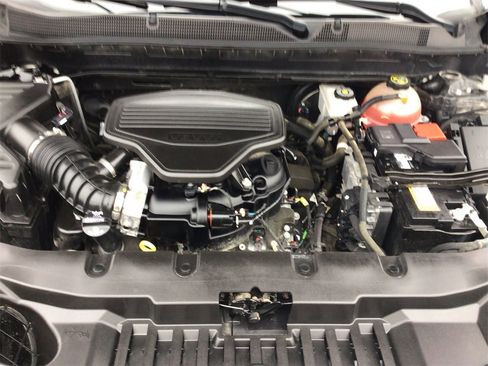 Used 2022 Chevrolet Blazer RS w/ Enhanced Convenience Package image 11