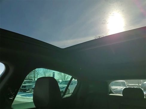 Certified 2024 Maserati Grecale GT image 31