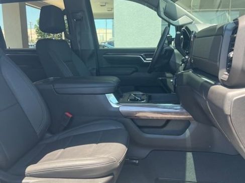 Used 2024 Chevrolet Silverado 2500 LTZ w/ LTZ Plus Package AWD/4WD image 21