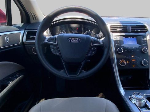 Used 2020 Ford Fusion S FWD image 6
