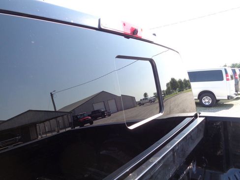 Used 2024 Ford F250 Lariat w/ Chrome Package image 15