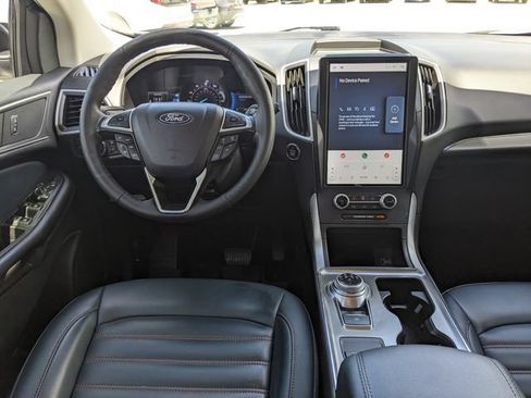 Used 2022 Ford Edge SEL w/ Sport Appearance Package AWD/4WD image 16