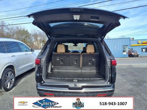 Used 2023 Chevrolet Traverse Premier w/ LPO, Floor Liner Package image 9