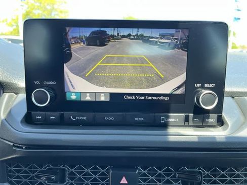 Used 2023 Honda Accord LX image 24