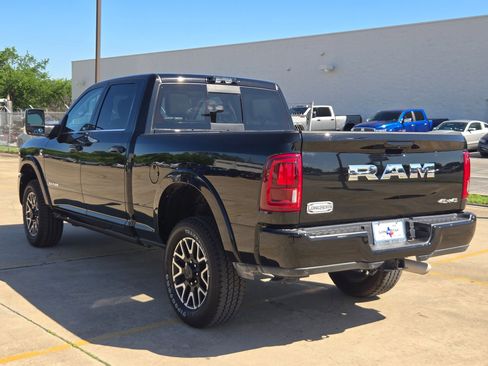 Used 2025 RAM 2500 Limited AWD/4WD image 3