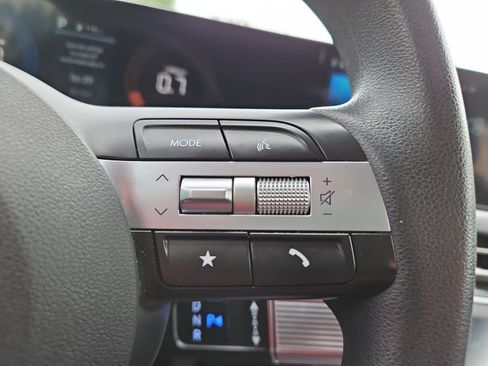 Used 2025 Hyundai Sonata SEL FWD image 26