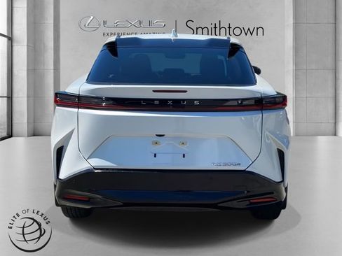 Certified 2024 Lexus RZ 300e Premium w/ Accessory Package (Z1) FWD image 6