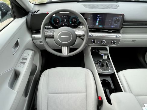 New 2026 Hyundai Kona SE FWD image 9