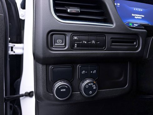 Used 2023 Chevrolet Tahoe Premier image 6