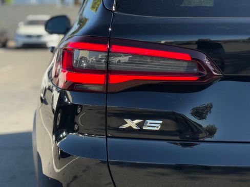 Certified 2023 BMW X5 xDrive40i image 16